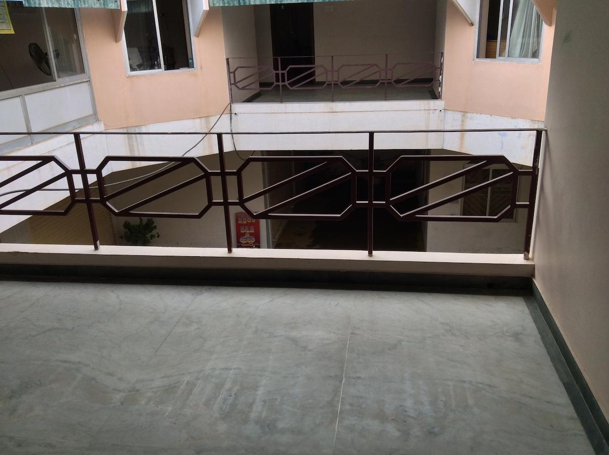 Sakthi Lodge Dharapuram Room photo